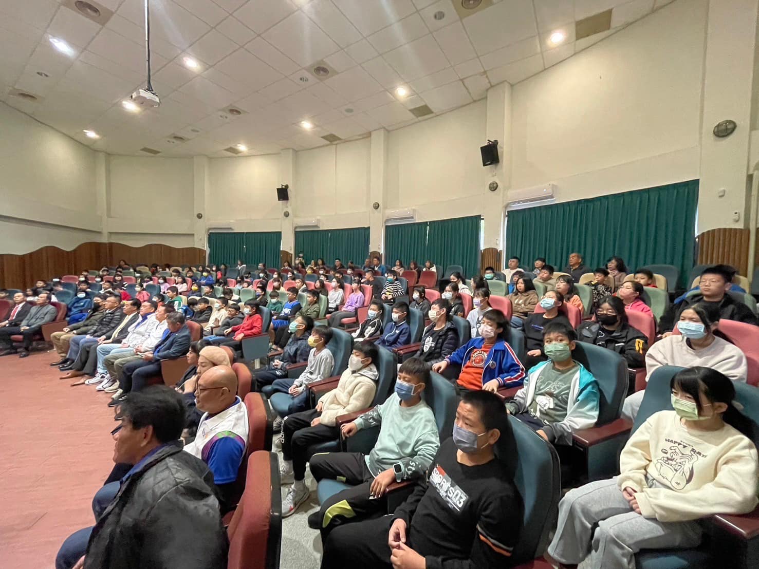 2023-24地區獎助金計畫